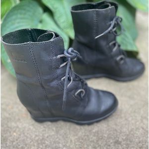 Joan of Arctic black